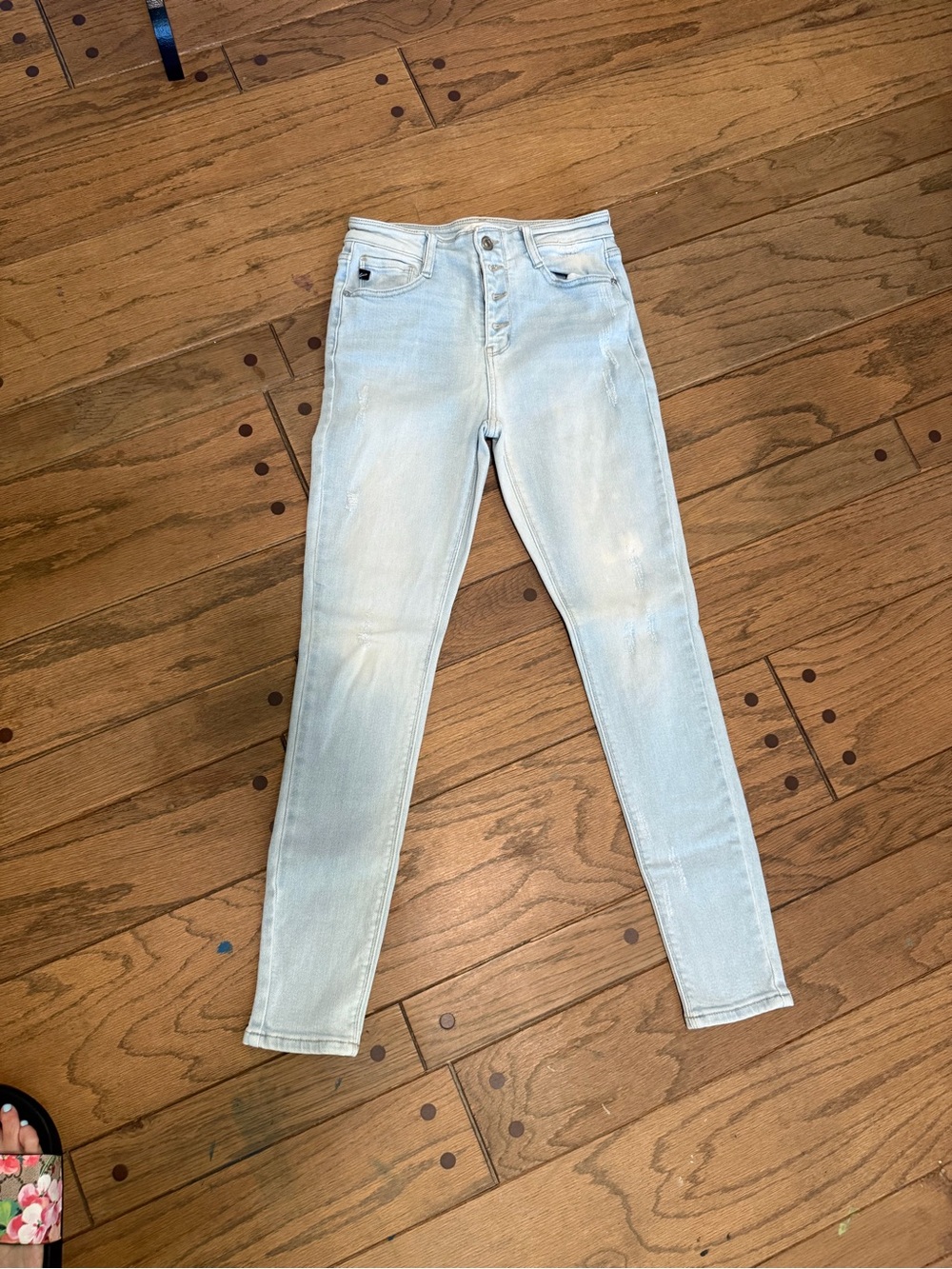KanCan Light Wash High-Rise Skinny Jeans